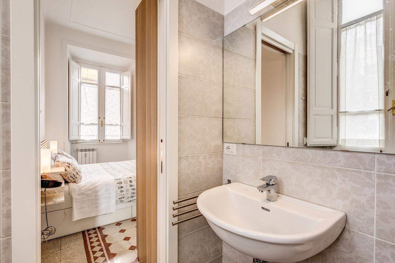 La Casa Di Nonna Pina Apartment Rome Bagian luar foto