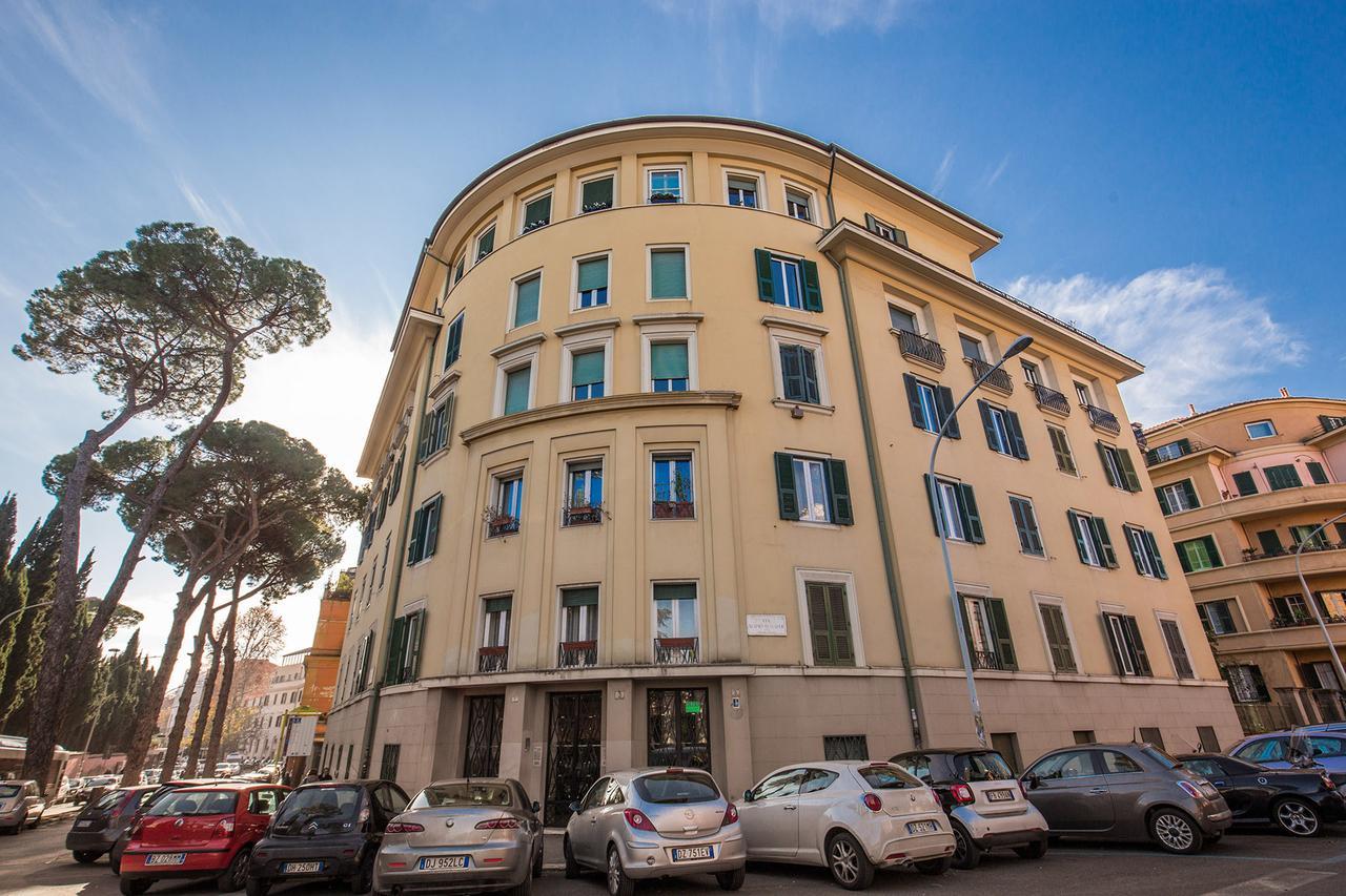 La Casa Di Nonna Pina Apartment Rome Bagian luar foto